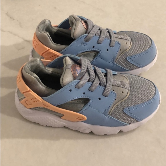 nike toddler size 9 shoes